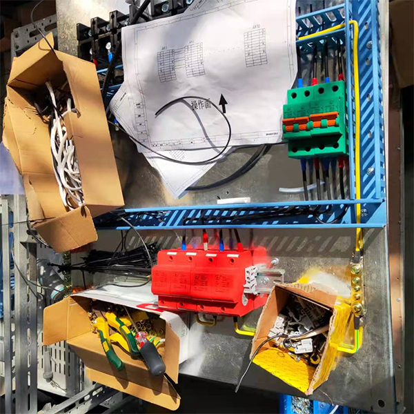 浪涌后備保護 器