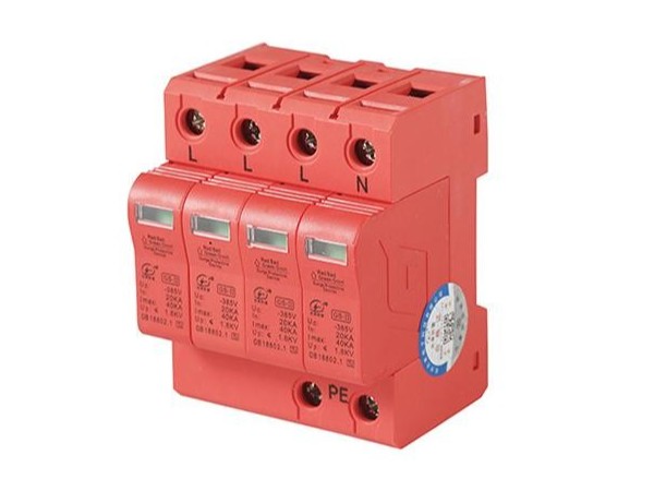 家用光伏浪涌保護器：綠色能源系統的安全屏障