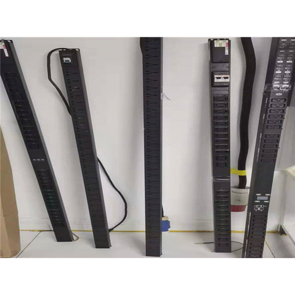 光束PDU防雷插 座