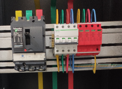 電涌保護(hù)器