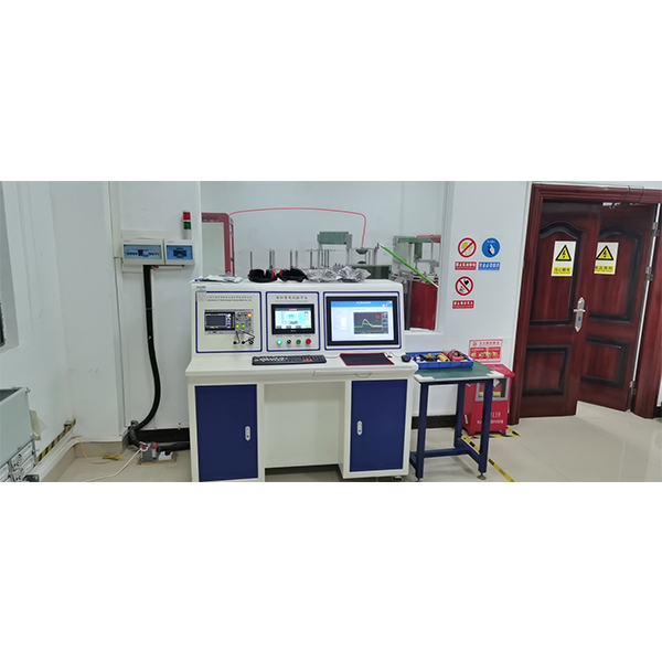 I浪涌保護(hù) 器