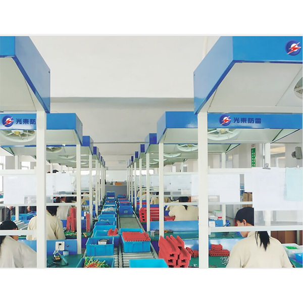 直流浪涌保護(hù) 器