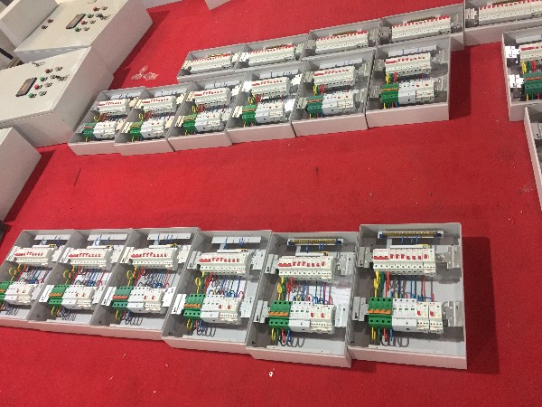 電源電涌保護(hù)器廠家